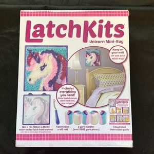 Latchkits Unicorn mini rug craft kit LATCH HOOK CRAFT KIT CLASSIC! NIB NEW